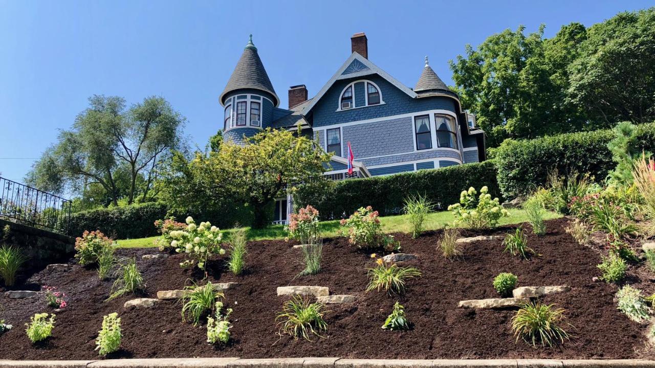 The Hancock House Bed & Breakfast Inn Dubuque Eksteriør bilde